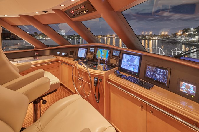 FAVOR - Yacht à vendre