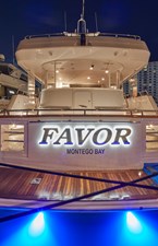 FAVOR 66 068 Transom