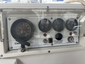 LIBERTY 28 Engine panel