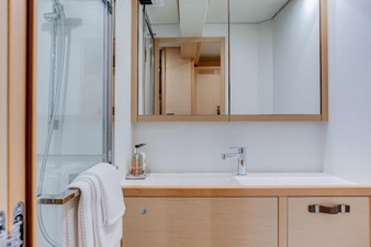 Lagoon 620 Essence 12 