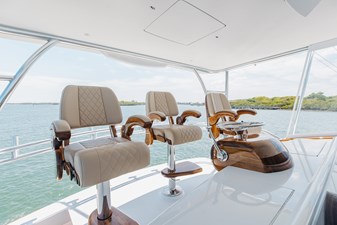 QUEEN BEE 2026 GARLINGTON 71' Flybridge Sport Fisherman Yacht MLS #458377 5