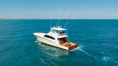 QUEEN BEE 2026 GARLINGTON 71' Flybridge Sport Fisherman Yacht MLS #458377 2