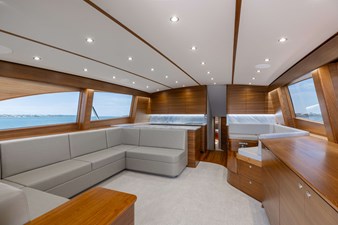 QUEEN BEE 14 QUEEN BEE 2026 GARLINGTON 71' Flybridge Sport Fisherman Yacht MLS #458377 14