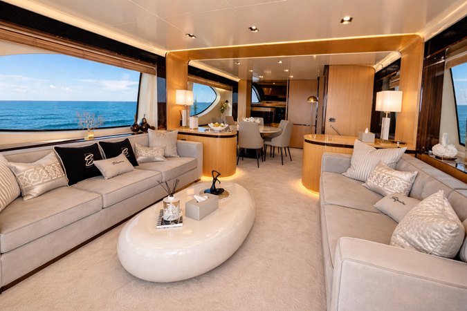 SATISFACTION - Yacht à vendre