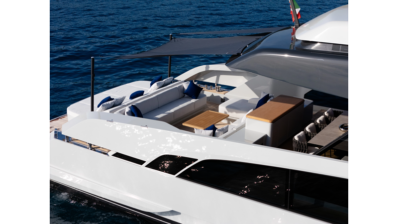 X90 FAST - Yacht zu verkaufen
