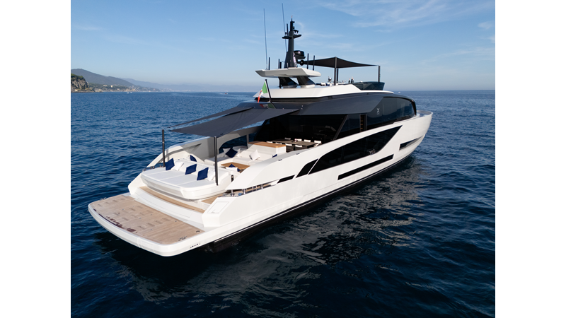 X90 FAST - Yacht zu verkaufen