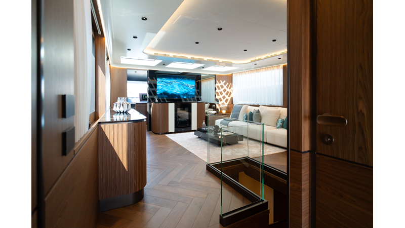 X90 FAST - Yacht zu verkaufen