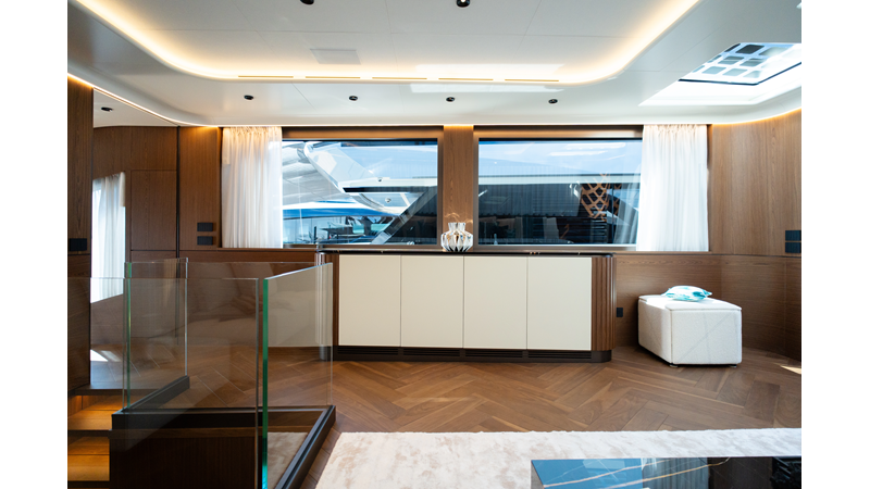 X90 FAST - Yacht zu verkaufen