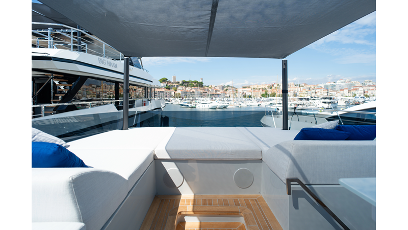 X90 FAST - Yacht zu verkaufen
