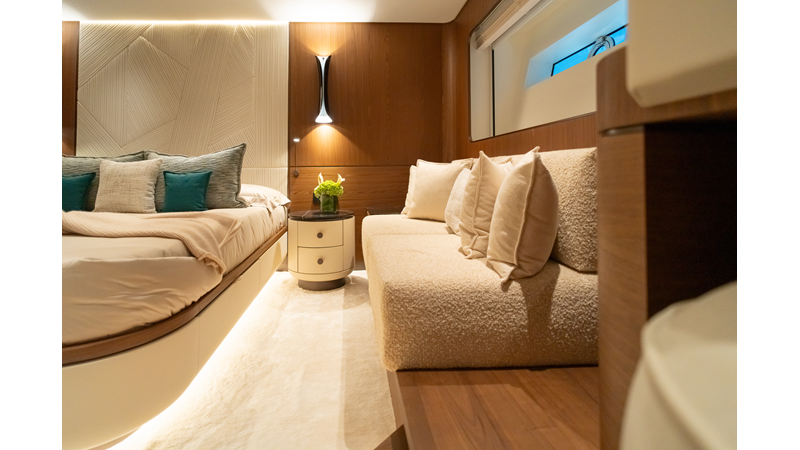 X90 FAST - Yacht zu verkaufen