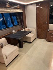 Mira 9 Master Cabin