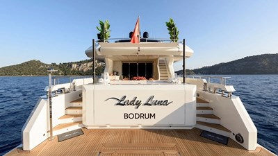 LADY LUNA 8 