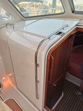 BELLA FAMIGLIA 30 Companionway Slider