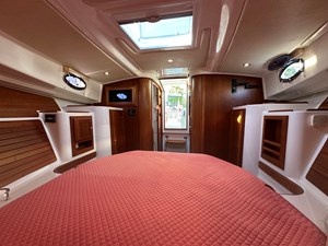 BELLA FAMIGLIA 33 Forward Cabin Looking Aft