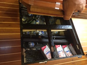 BAJAVENTO 34 Floor storage