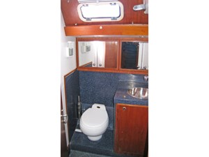 BAJAVENTO 62 Master cabin WC