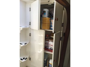 BAJAVENTO 68 Crew quarters storage