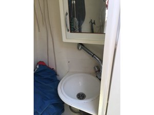 BAJAVENTO 70 Crew quarters sink