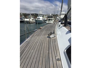 BAJAVENTO 92 Port deck