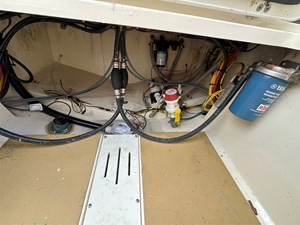 Clean Underdeck, Aft