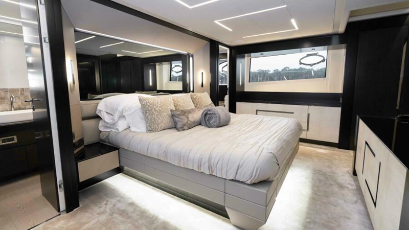 STALLION - Yacht in vendita
