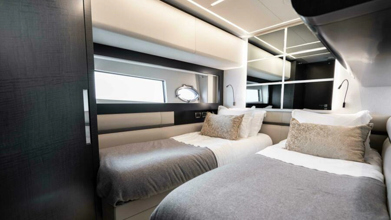 STALLION - Yacht in vendita