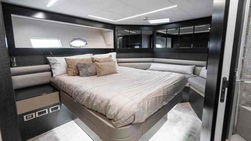 STALLION - Yacht in vendita