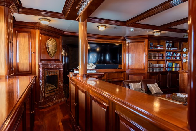 STEEL - Yacht zu verkaufen