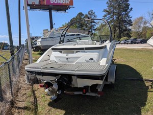 23' Sea Ray 2019 230 SPX 3 