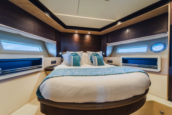 CLASS DISMISSED - Yacht for sale
