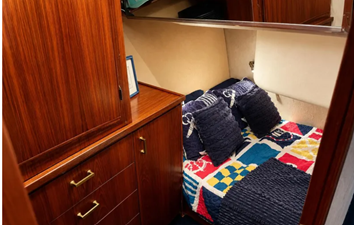 42 ft 1995 Ocean Yachts 42 sportsfish 33 