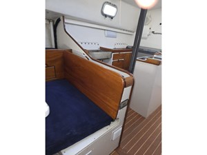SLIP AWEIGH 9 Galley