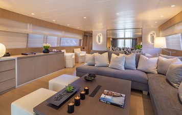 SUMMER FUN 15 Main Salon & Dining Area 