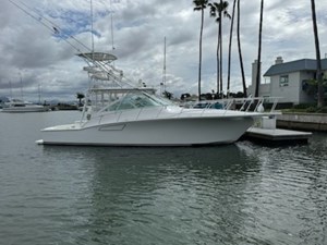 2008 Cabo 40 Express 32 