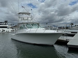 2008 Cabo 40 Express 33 