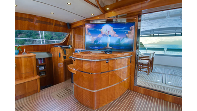 2010 Privilege 745 18 