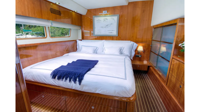 2010 Privilege 745 42 