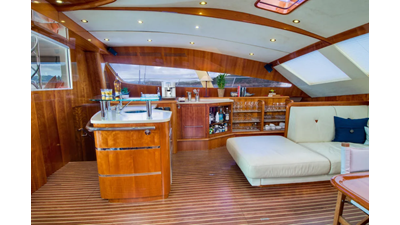 2010 Privilege 745 56 