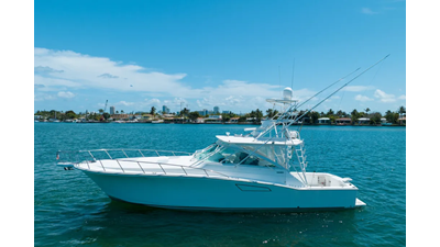 2000 Cabo 45 Express 9 