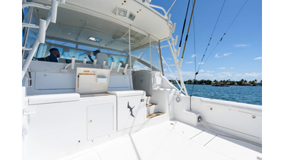 2000 Cabo 45 Express 13 