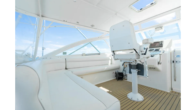 2000 Cabo 45 Express 18 