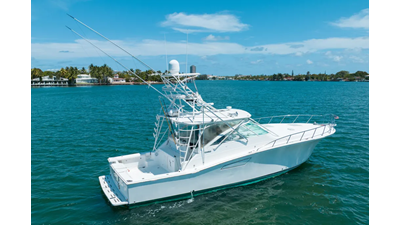 2000 Cabo 45 Express 35 