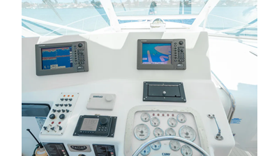 2000 Cabo 45 Express 43 