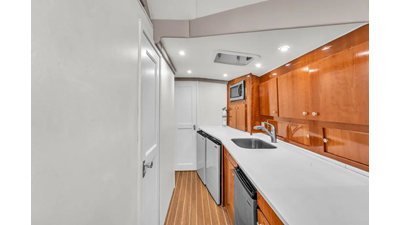 1978 Hatteras 42 Convertible 25 