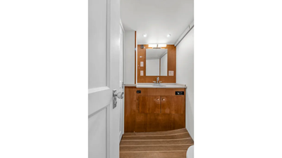 1978 Hatteras 42 Convertible 37 