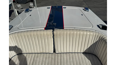 2002 Donzi 22 Classic 10 