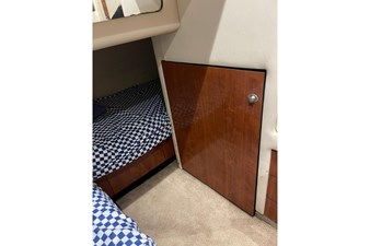 2004 Sea Ray 480 Sedan Bridge 10 