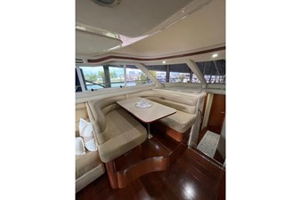 2004 Sea Ray 480 Sedan Bridge 11 