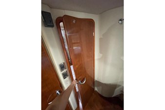2004 Sea Ray 480 Sedan Bridge 19 