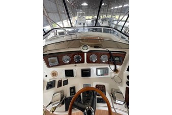 2004 Sea Ray 480 Sedan Bridge 21 